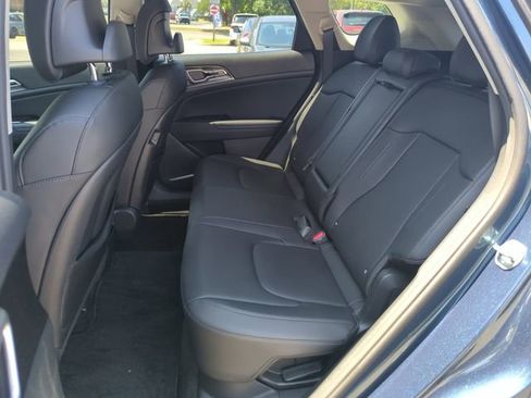 Used 2023 Kia Sportage EX AWD/4WD image 27