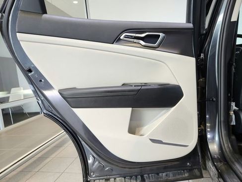 Certified 2024 Kia Sportage EX FWD image 22