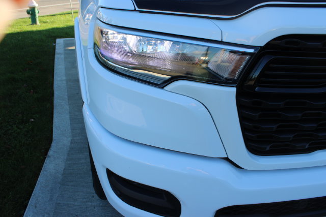 Used 2025 RAM 1500 Big Horn AWD/4WD image 3
