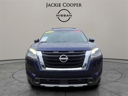 Certified 2024 Nissan Pathfinder Platinum w/ Cargo Package image 8