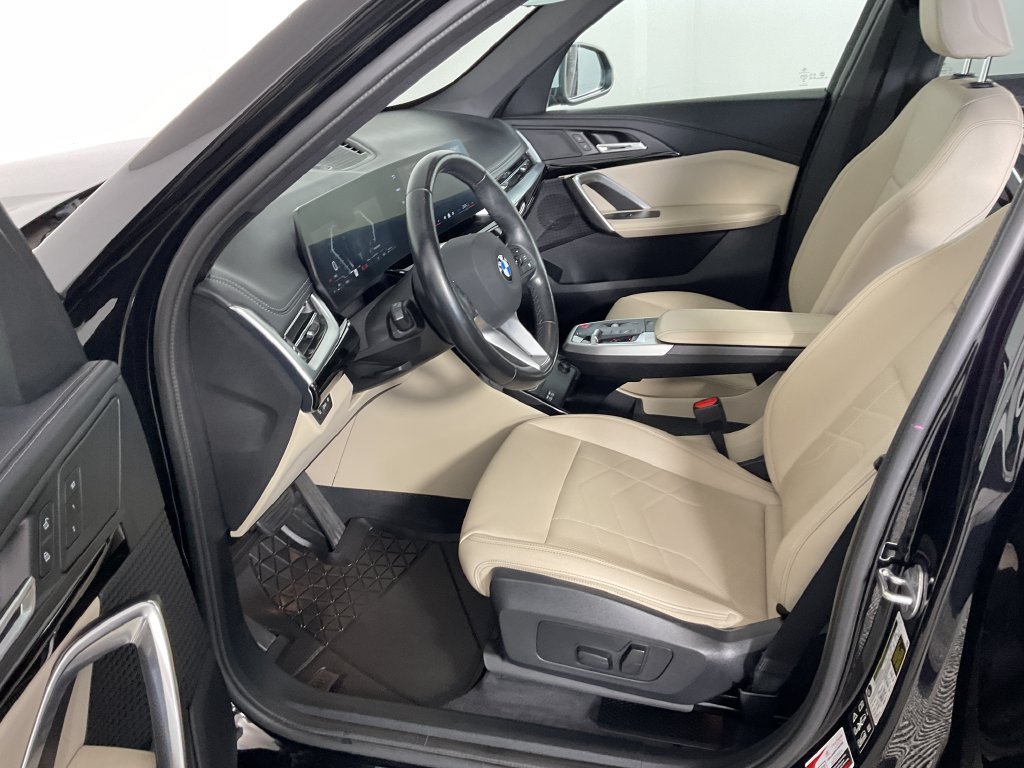 Used 2024 BMW X1 xDrive28i w/ Convenience Package AWD/4WD image 18