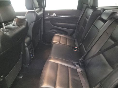 Used 2021 Jeep Grand Cherokee Limited image 18