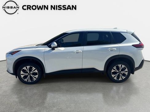 Certified 2023 Nissan Rogue SV image 4