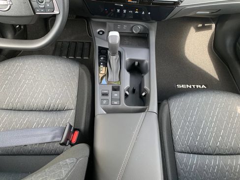 New 2026 Nissan Sentra SV w/ Floor Mat Package FWD image 15