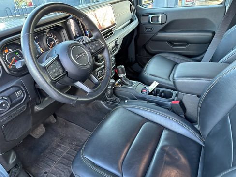 Used 2024 Jeep Wrangler Unlimited Rubicon 392 image 9