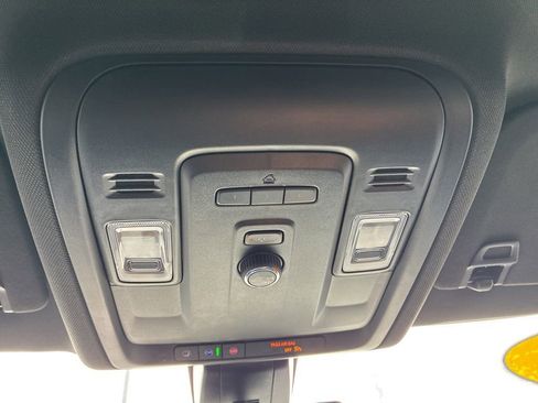 Used 2022 Chevrolet Tahoe LT image 15