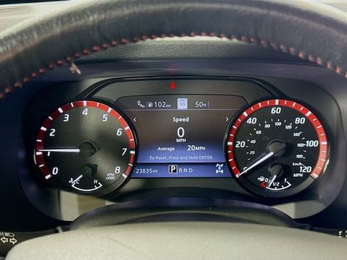 Used 2022 Nissan Frontier PRO-4X w/ Technology Package image 13