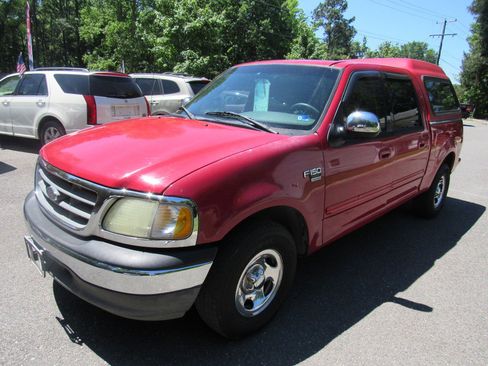 Used 2002 Ford F150 XLT RWD image 1