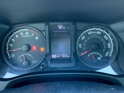 Used 2018 Toyota Tacoma SR w/ SR Convenience Package AWD/4WD image 26