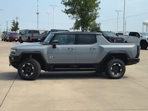 New 2025 GMC Hummer EV 3X w/ Extreme Off-Road Package image 6