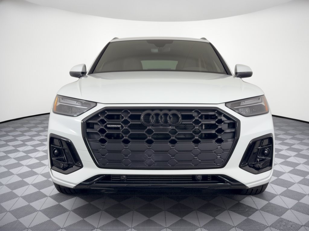 Used 2024 Audi Q5 e Premium Plus w/ Premium Plus Package AWD/4WD image 6