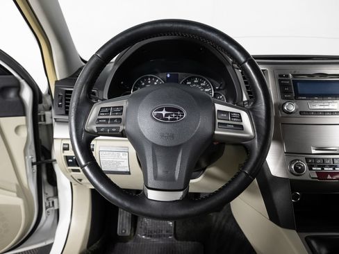 Used 2012 Subaru Outback 2.5i Premium w/ All-Weather Pkg AWD/4WD image 30