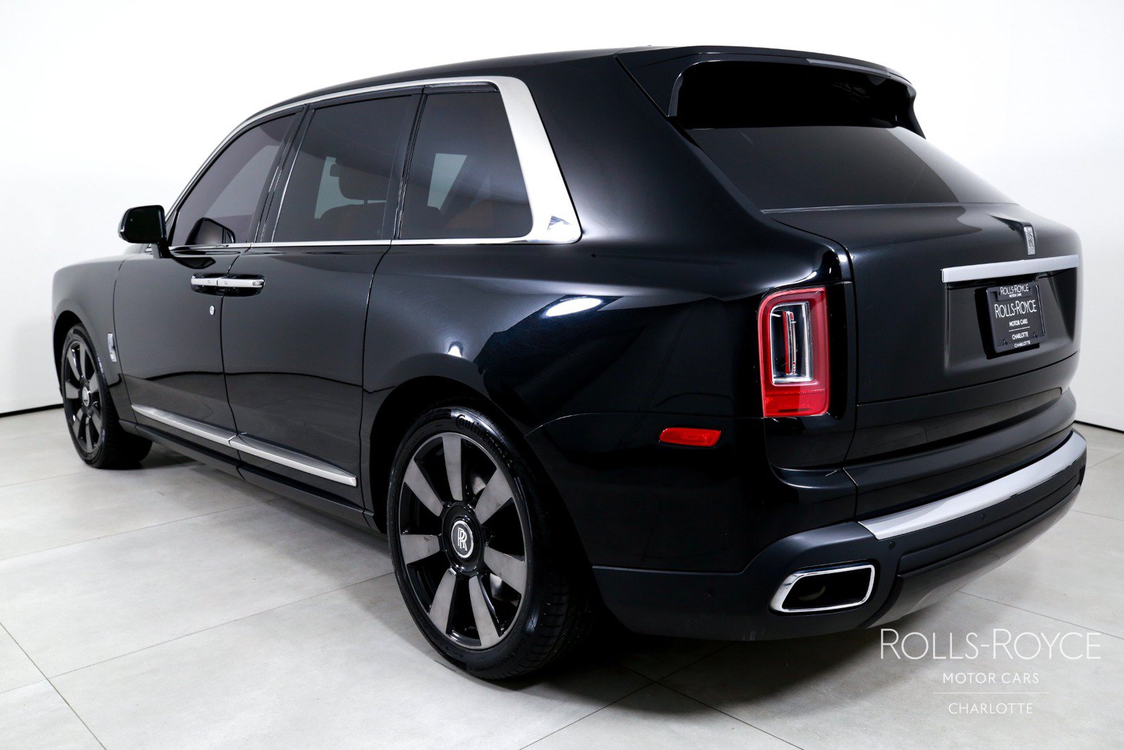 Used 2020 Rolls-Royce Cullinan AWD/4WD image 8