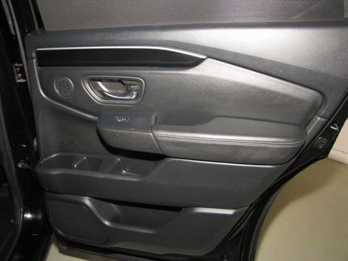 Certified 2023 Honda Pilot EX-L image 18