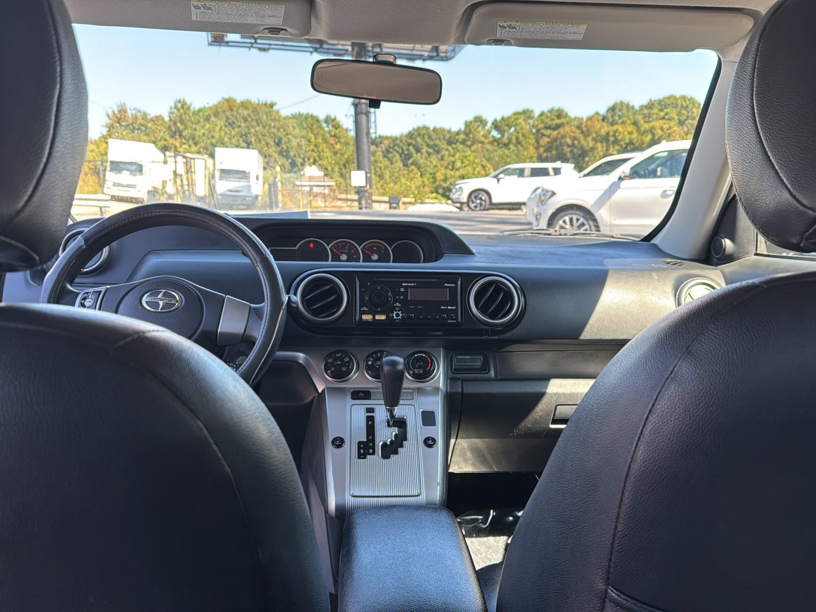 Used 2012 Scion xB FWD image 24