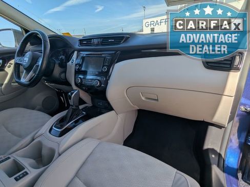 Used 2022 Nissan Rogue Sport SV w/ Technology Package image 27