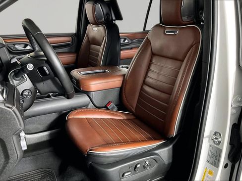 Certified 2023 GMC Yukon Denali Ultimate AWD/4WD image 20