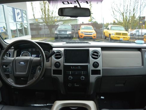 Used 2010 Ford F150 XLT image 18