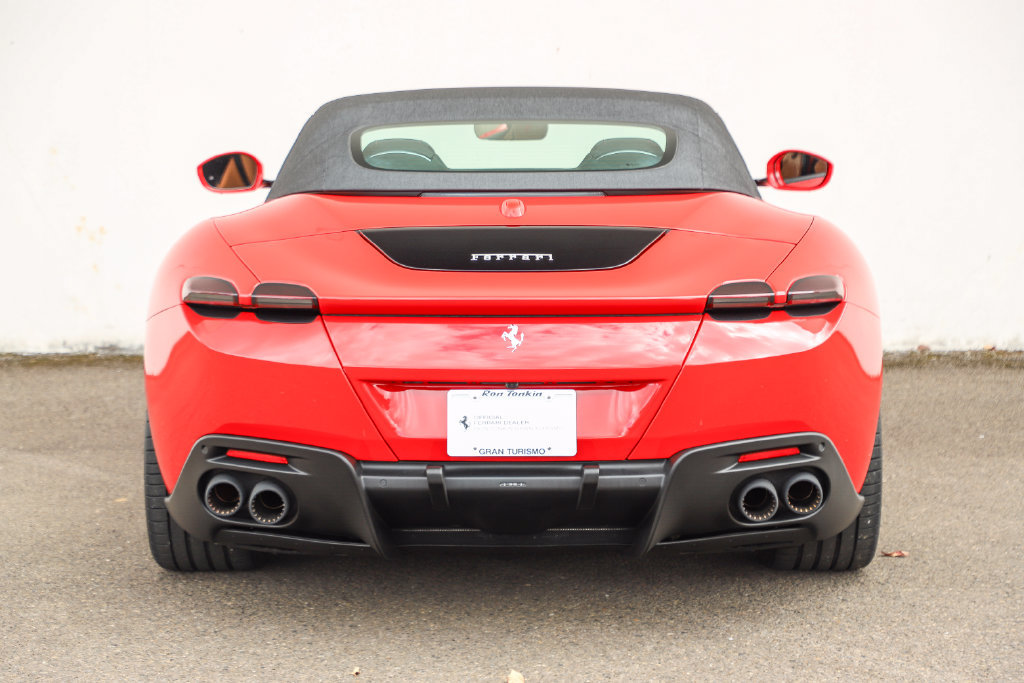Certified 2026 Ferrari Roma Spider RWD image 7
