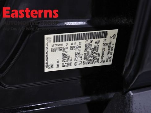 Used 2023 Nissan Rogue S AWD/4WD image 36