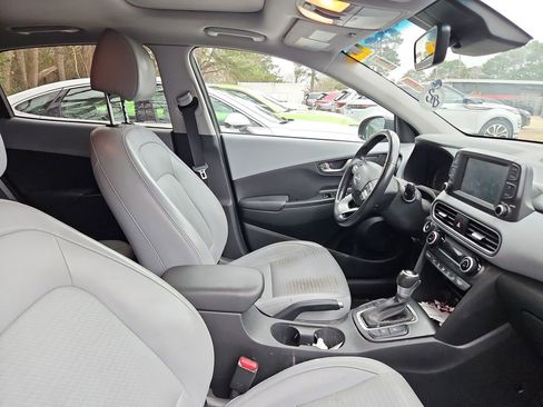 Used 2020 Hyundai Kona Limited image 8