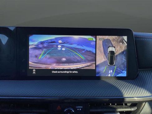 New 2026 Nissan Kicks SR w/ Cold Weather Package image 9