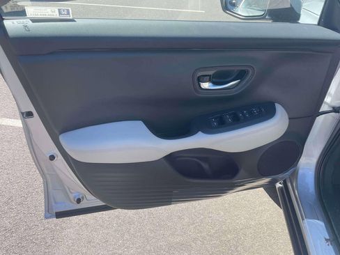 New 2026 Honda HR-V EX-L image 14