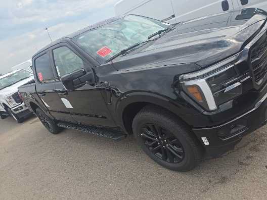 Used 2026 Ford F150 Lariat w/ Equipment Group 501A Mid AWD/4WD image 3