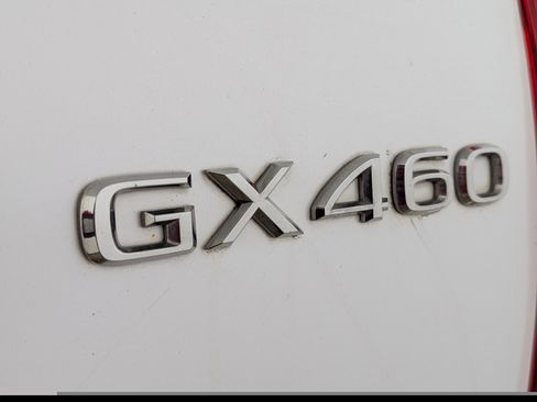 Used 2012 Lexus GX 460 w/ Comfort Plus Pkg image 26