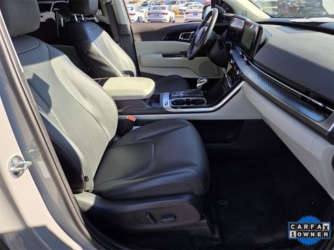Used 2024 Kia Carnival SX Prestige image 21