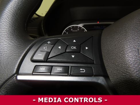 Certified 2025 Nissan Sentra SV image 13