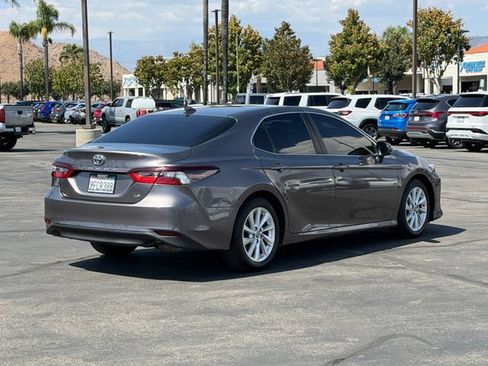 Used 2023 Toyota Camry LE FWD image 5