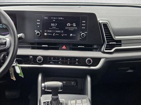 Used 2025 Kia Sportage LX image 14