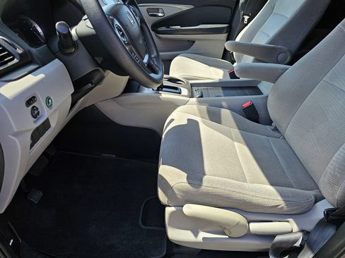 Used 2016 Honda Pilot LX image 20