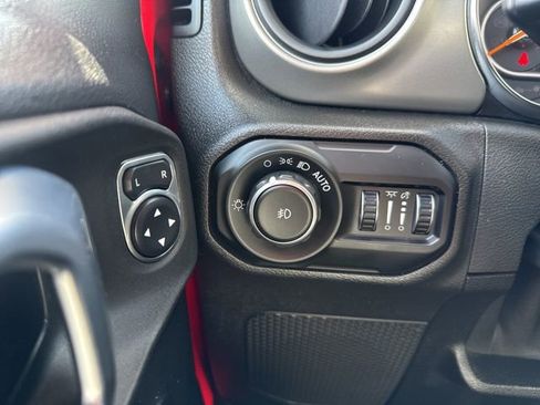 Certified 2021 Jeep Wrangler Unlimited Sport AWD/4WD image 12