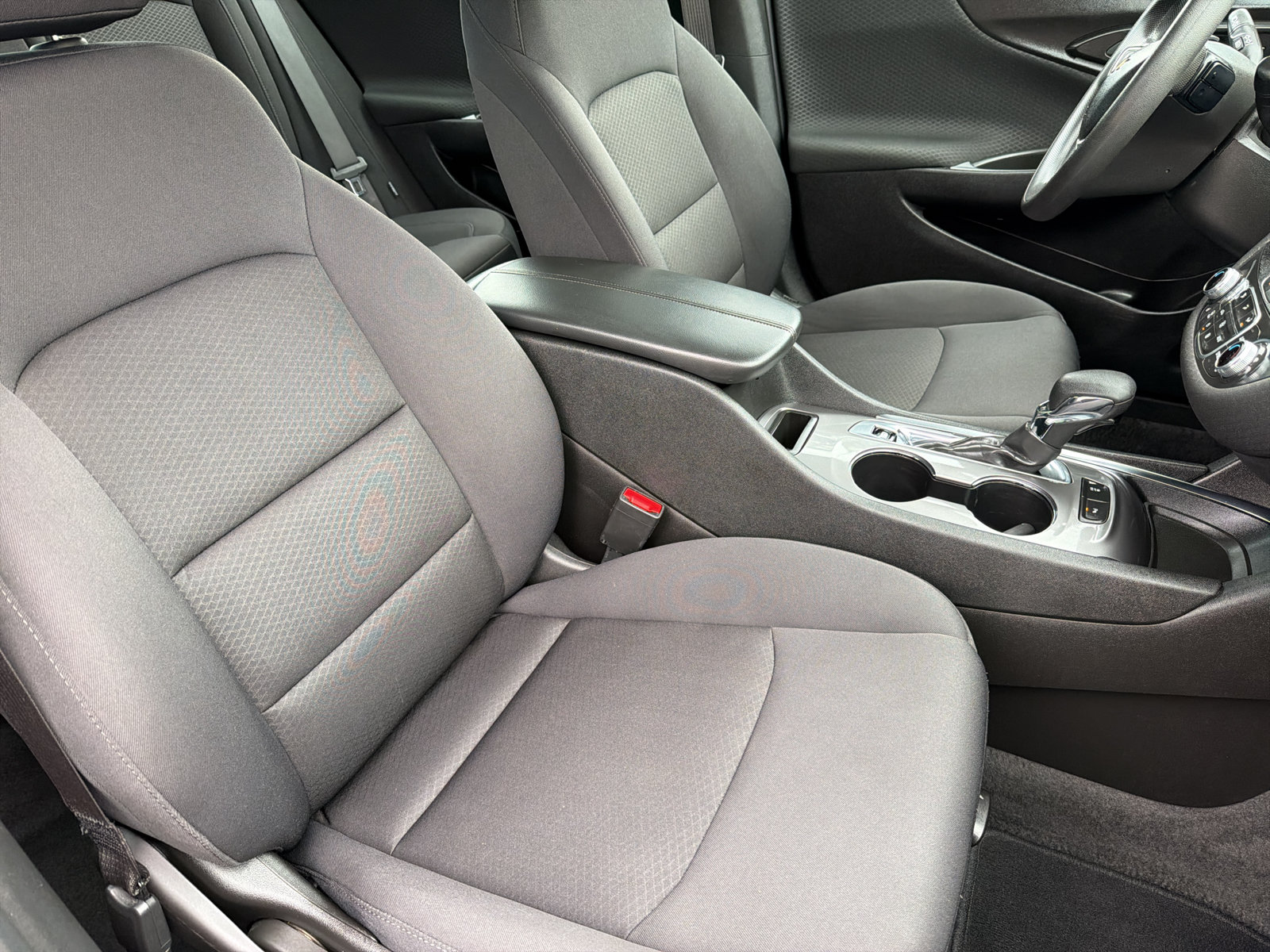 Used 2024 Chevrolet Malibu LT FWD image 19