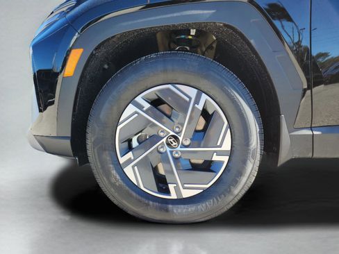 New 2026 Hyundai Tucson Blue SE image 29