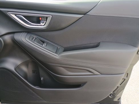 Used 2020 Subaru Forester Premium image 22