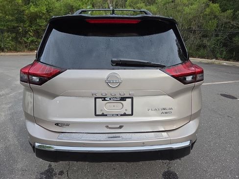 Used 2026 Nissan Rogue Platinum w/ Platinum Premium Package AWD/4WD image 6