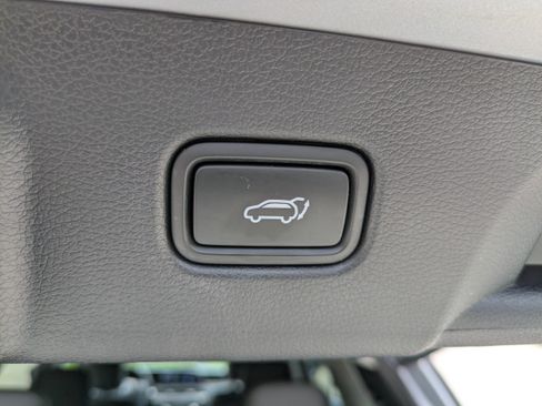 Used 2021 Hyundai Palisade Limited FWD image 12