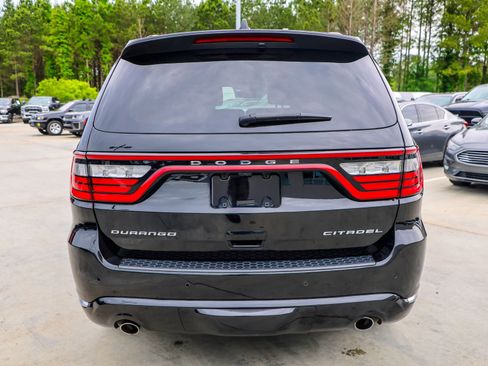Used 2021 Dodge Durango Citadel w/ Premium Entertainment Group RWD image 6