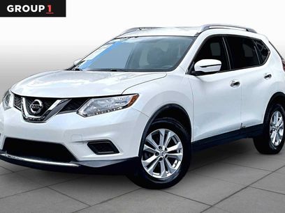 Used 2016 Nissan Rogue SV