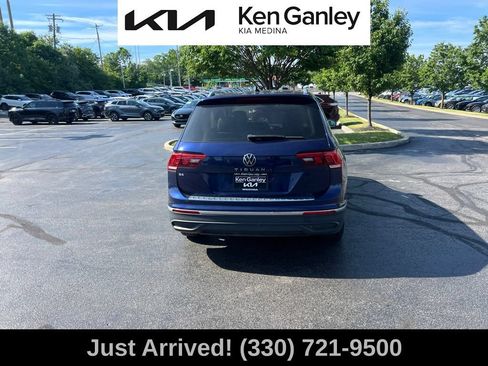 Used 2023 Volkswagen Tiguan SE FWD image 6