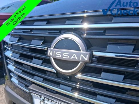 Used 2026 Nissan Rogue SV AWD/4WD image 5