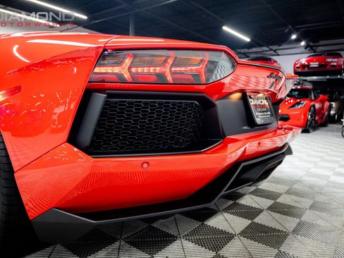 Used 2017 Lamborghini Aventador LP 700-4 image 47
