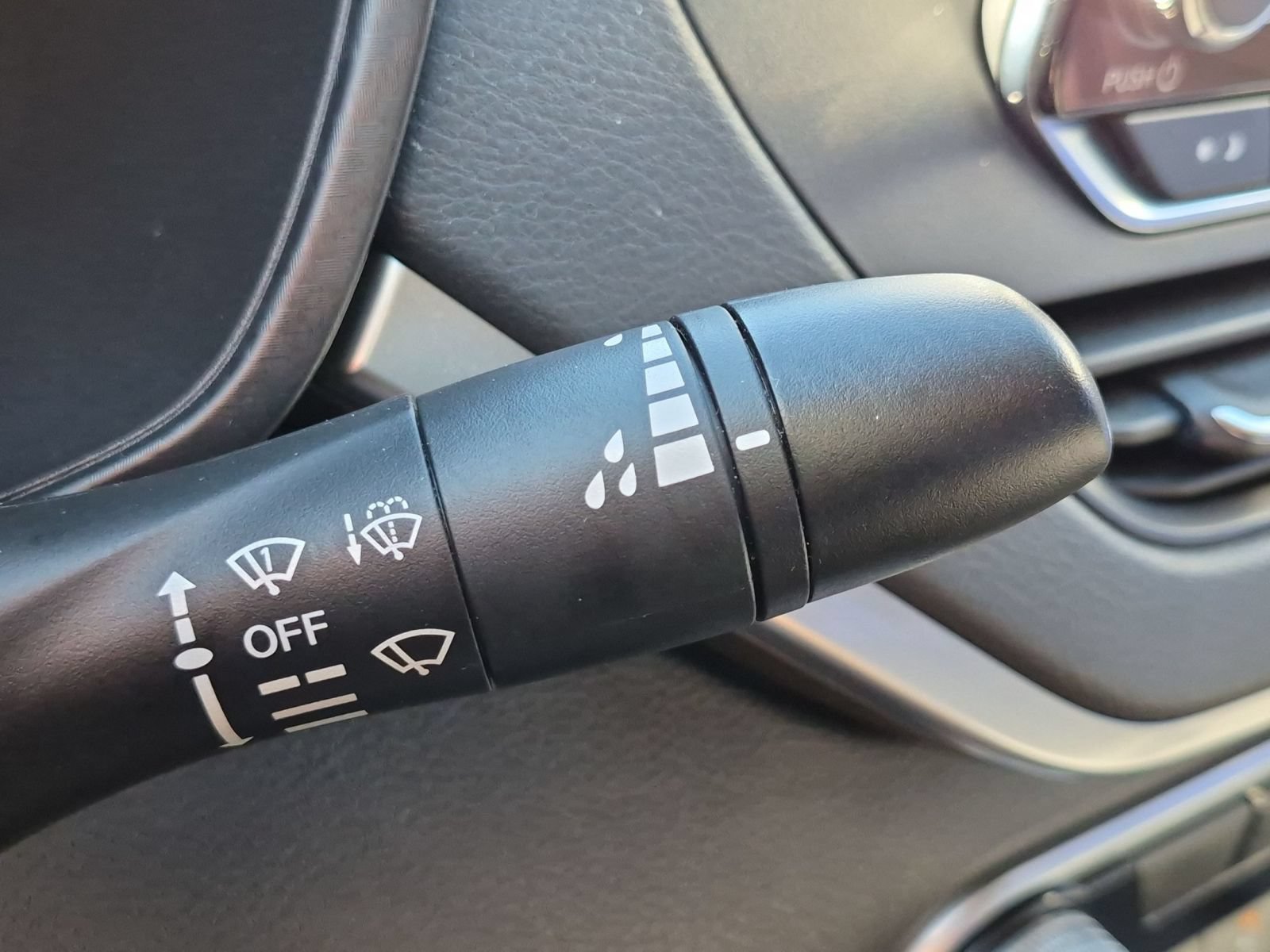 Used 2020 Nissan Altima 2.5 S FWD image 21