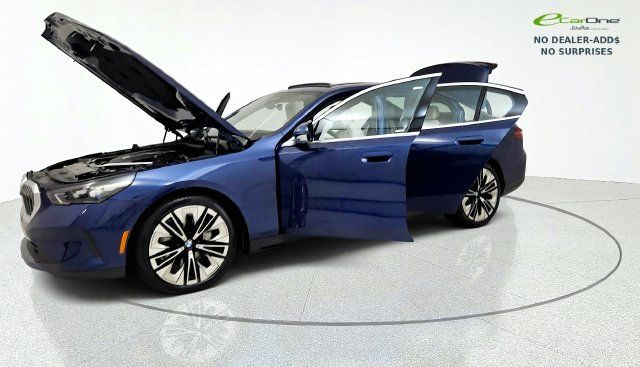Used 2026 BMW 540i xDrive AWD/4WD image 14