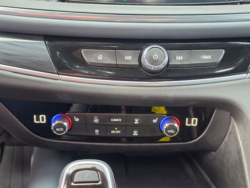 Used 2020 Buick Enclave Essence w/ LPO, Floor Liner Package FWD image 23
