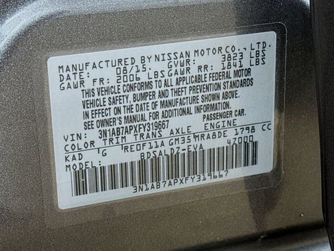 Used 2015 Nissan Sentra SV w/ Cold Weather Package FWD image 37