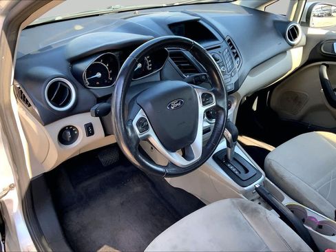 Used 2014 Ford Fiesta SE FWD image 14
